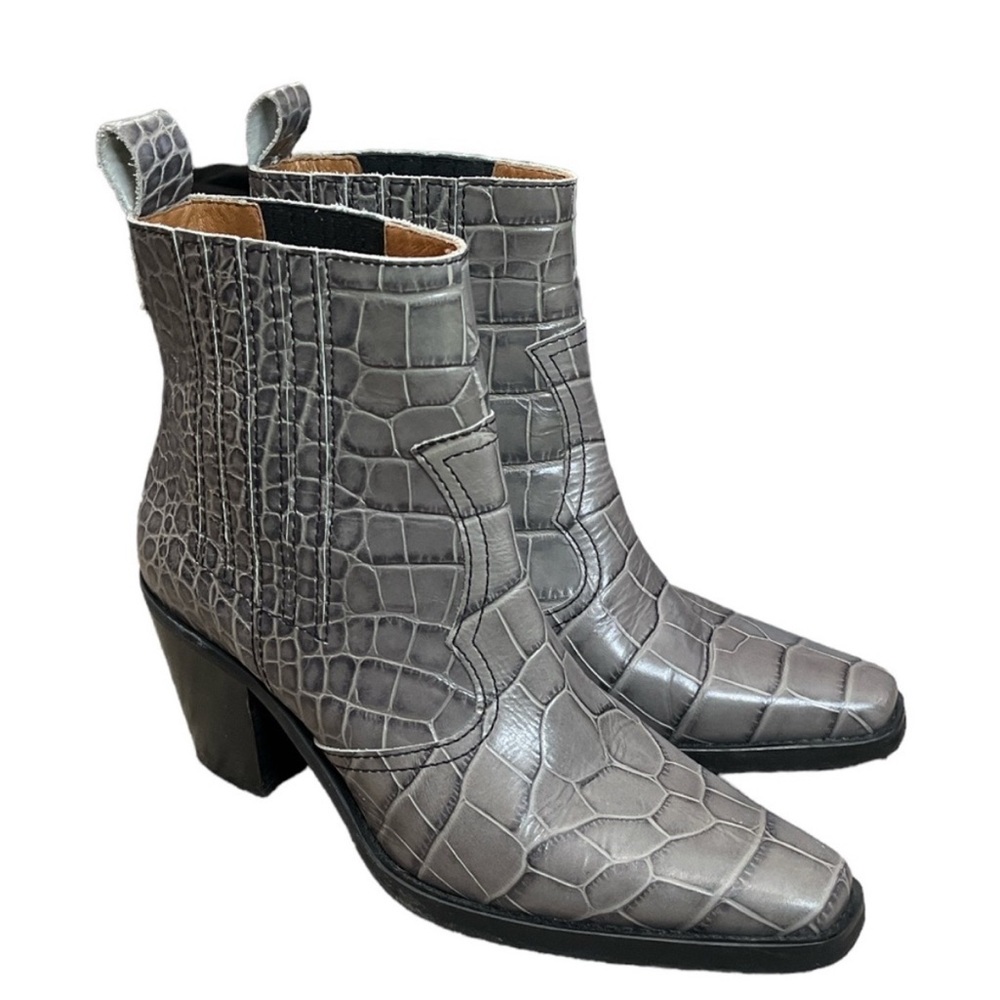 Ganni Callie Western Crocodile Print Gray Leather Ankle Boots